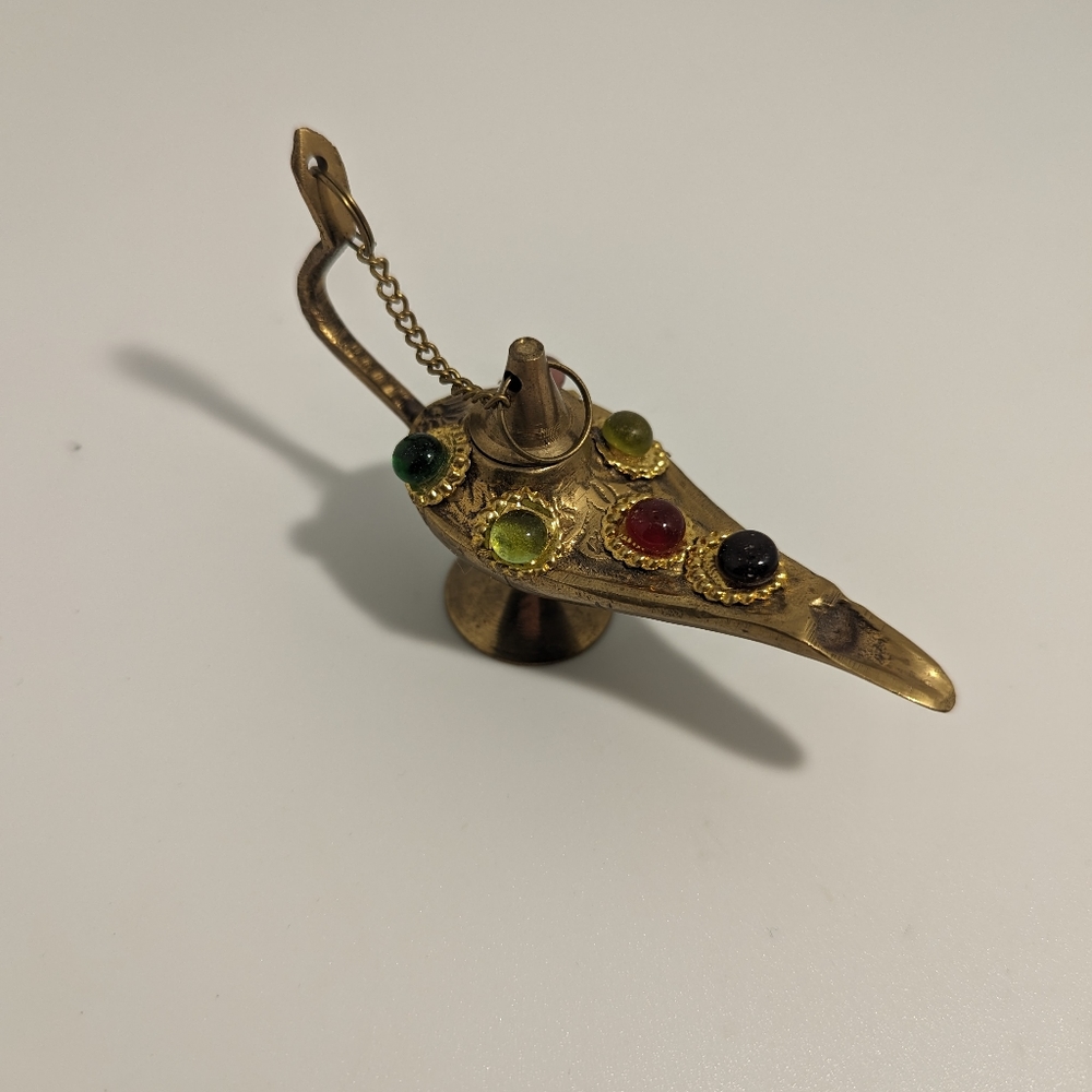 Genie Lamp Decor